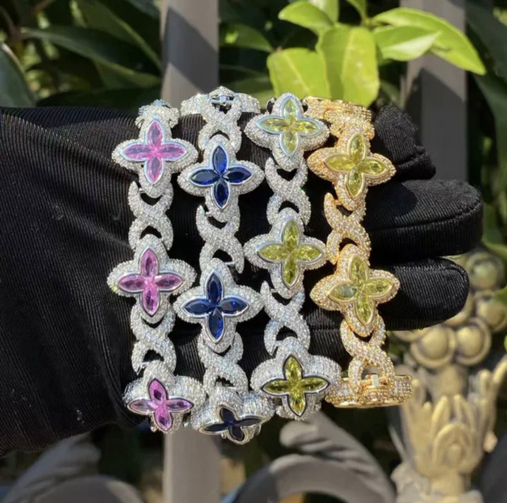 14k Gold Marquise Flower bracelet